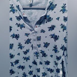 Free People Hanley long sleeve thermal top. Size XL. Worn once.